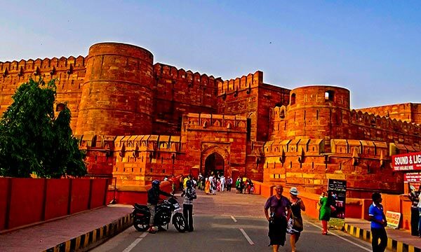 6 Days Golden Triangle Holiday Package