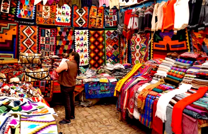 Golden Triangle with Varanasi Shopping Tour Golden Triangle with Varanasi Shopping Tour