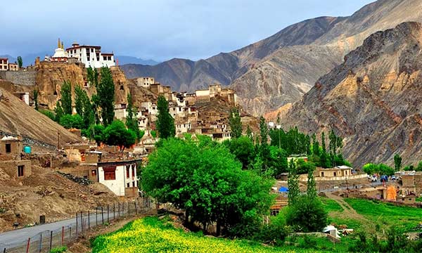 Kashmir Tour Package from Amritsar Kashmir Tour Package from Amritsar